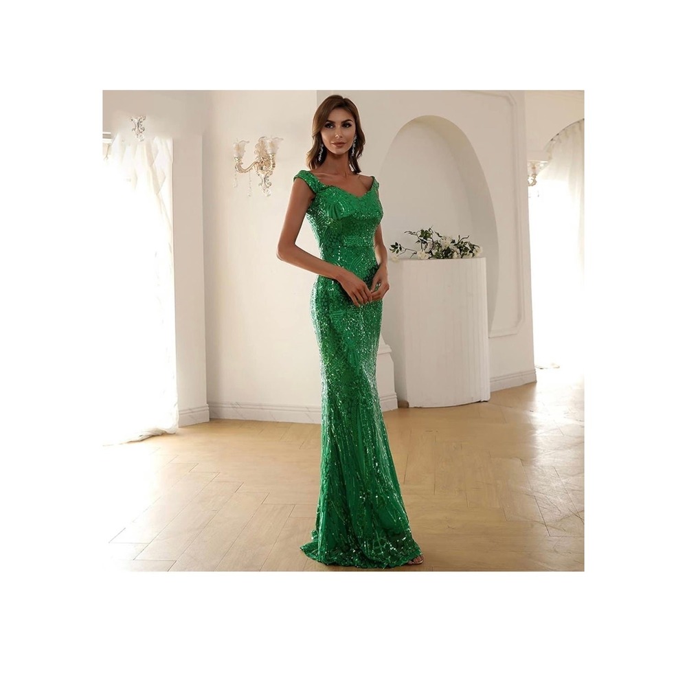 Elegant Green Maxi Dress